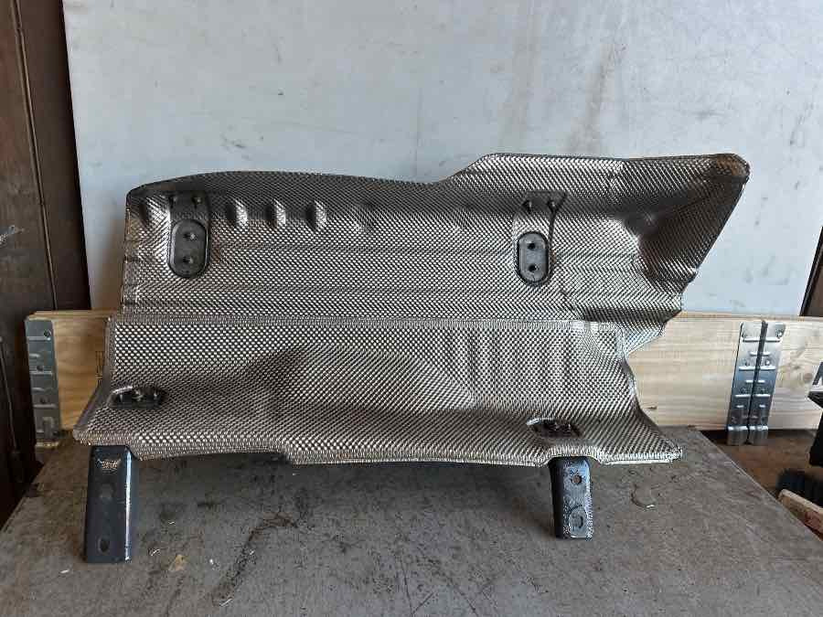 SCANIA HEAT SHIELD - Motor a díly pro Nákladní auto: obrázek 2 SCANIA HEAT SHIELD - Motor a díly pro Nákladní auto: obrázek 2