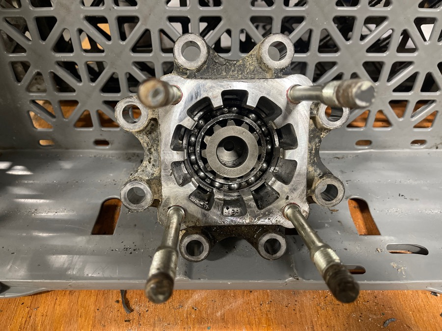 SCANIA PTO HOUSE 2545303 - Hydraulika pro Nákladní auto: obrázek 1 SCANIA PTO HOUSE 2545303 - Hydraulika pro Nákladní auto: obrázek 1