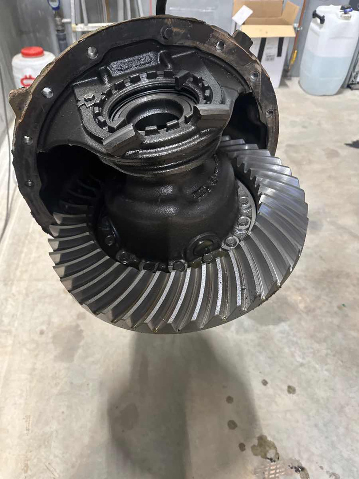 SETRA MERCEDES DIFF HO6 - 43:11 = 3.909 // 746218 - Diferenciál pro Nákladní auto: obrázek 2 SETRA MERCEDES DIFF HO6 - 43:11 = 3.909 // 746218 - Diferenciál pro Nákladní auto: obrázek 2