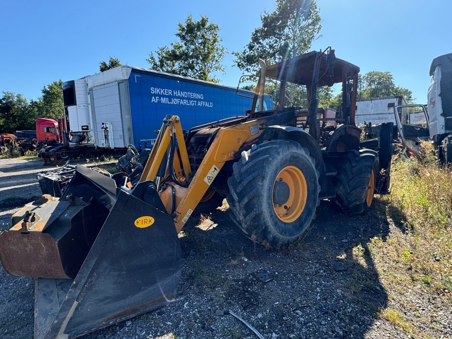 TEREX 980 4X4 // BURNED - Rýpadlo-nakladač: obrázek 1 TEREX 980 4X4 // BURNED - Rýpadlo-nakladač: obrázek 1