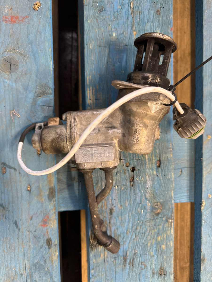 VOLVO EGR VALVE 23764216 - Motor a díly pro Nákladní auto: obrázek 1 VOLVO EGR VALVE 23764216 - Motor a díly pro Nákladní auto: obrázek 1