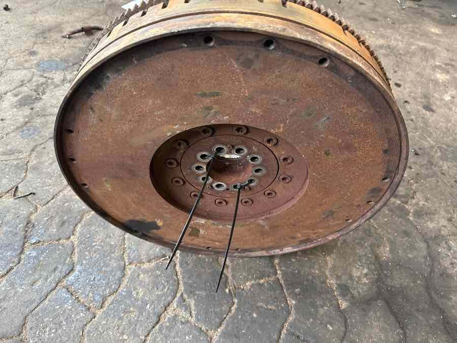 VOLVO FLY WHEEL 21416133 - Motor a díly pro Nákladní auto: obrázek 3 VOLVO FLY WHEEL 21416133 - Motor a díly pro Nákladní auto: obrázek 3