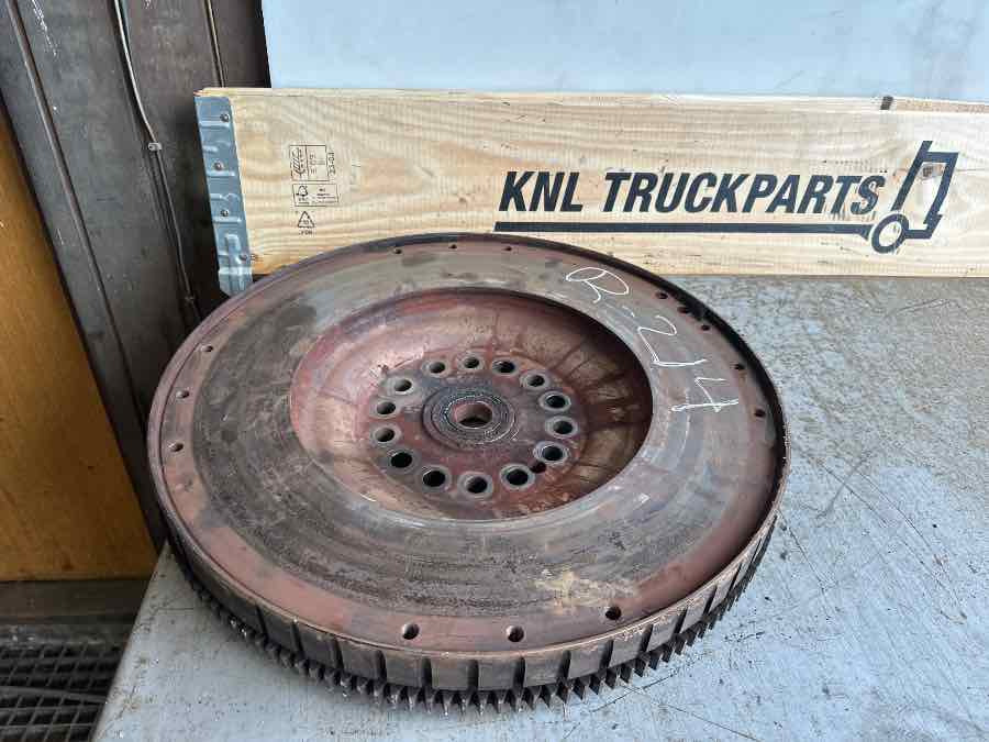 VOLVO FLY WHEEL 21630898 - Motor a díly pro Nákladní auto: obrázek 2 VOLVO FLY WHEEL 21630898 - Motor a díly pro Nákladní auto: obrázek 2