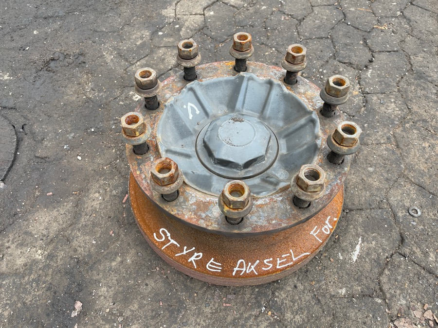 VOLVO FRONT HUB 21983590 - Hlava: obrázek 1 VOLVO FRONT HUB 21983590 - Hlava: obrázek 1