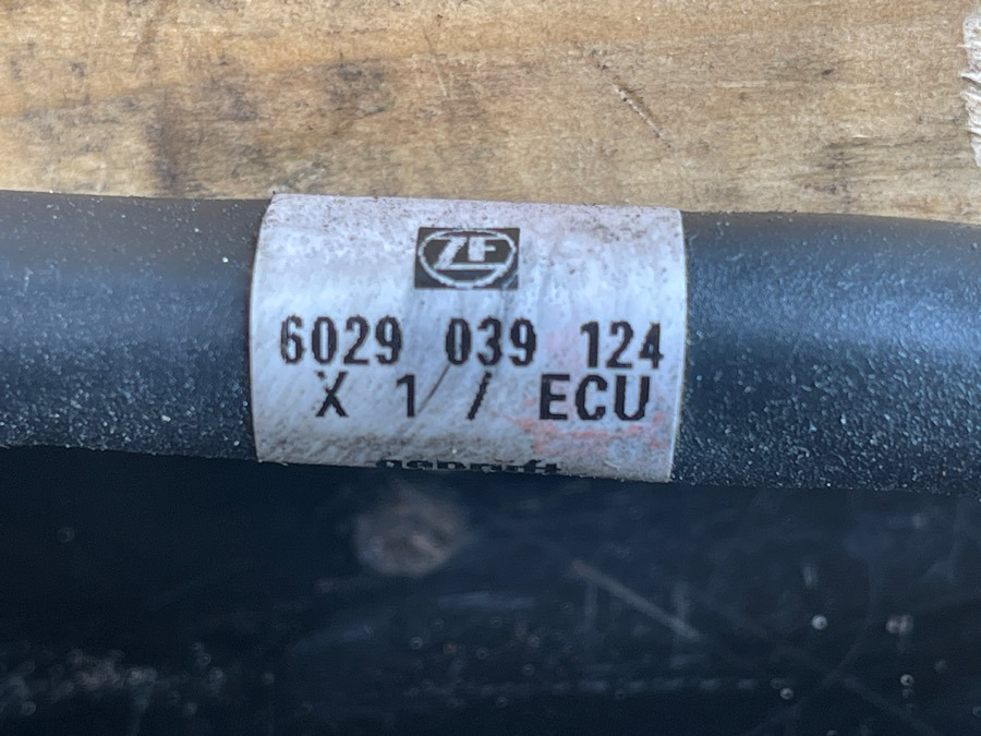 ZF POWER CABEL EST 6029039124 - Kabely/ Vodiče pro Nákladní auto: obrázek 2 ZF POWER CABEL EST 6029039124 - Kabely/ Vodiče pro Nákladní auto: obrázek 2