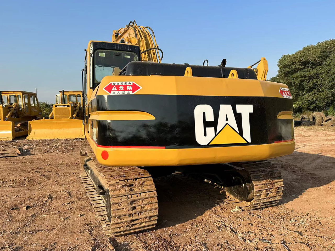 CAT 320B - Pásové rýpadlo: obrázek 4 CAT 320B - Pásové rýpadlo: obrázek 4