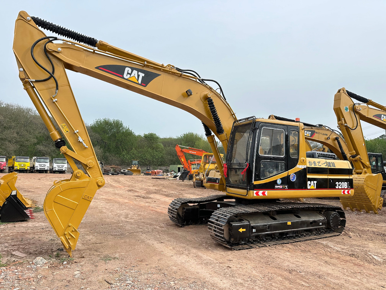 CAT 320BL - Pásové rýpadlo: obrázek 2 CAT 320BL - Pásové rýpadlo: obrázek 2
