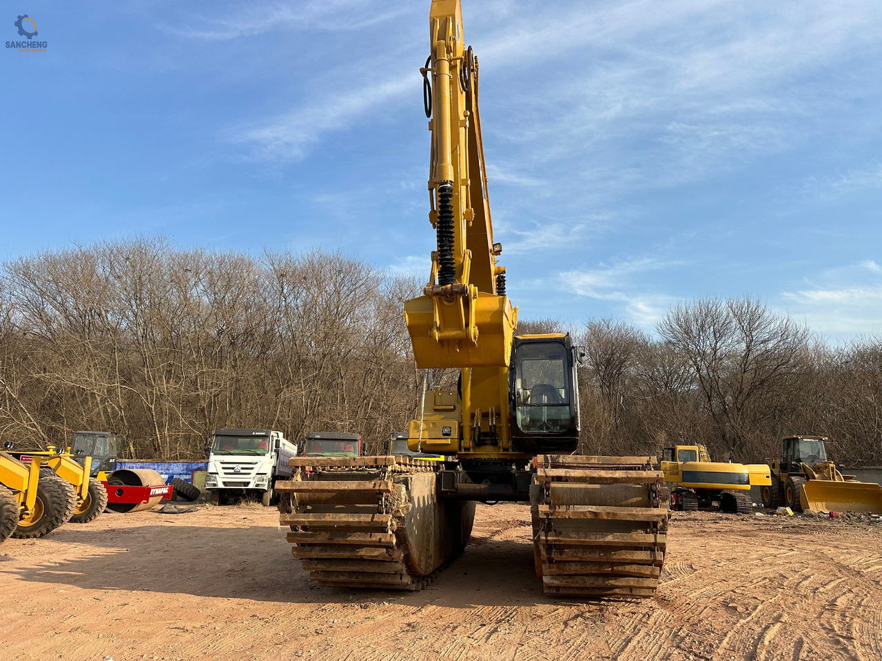 CAT 320CL - Plovoucí bagr: obrázek 4 CAT 320CL - Plovoucí bagr: obrázek 4