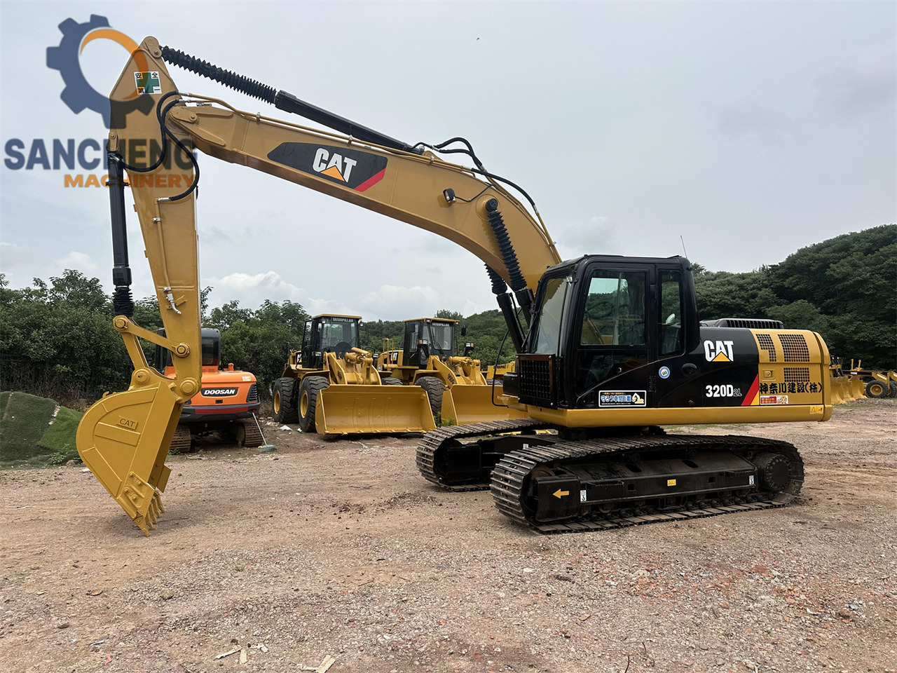 CAT 320DL - Pásové rýpadlo: obrázek 1 CAT 320DL - Pásové rýpadlo: obrázek 1