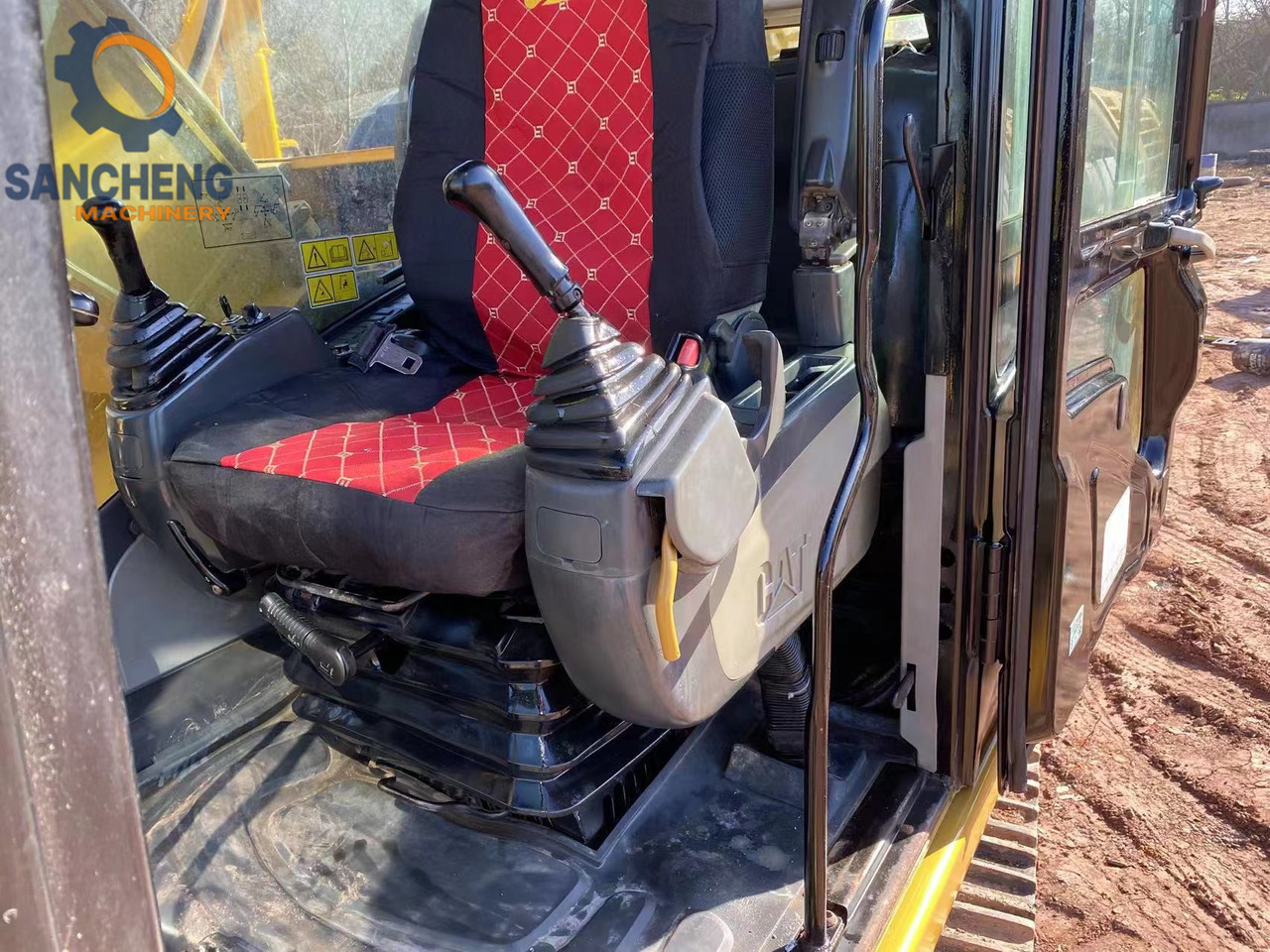 Rýpadlo CAT 325D: obrázek 8