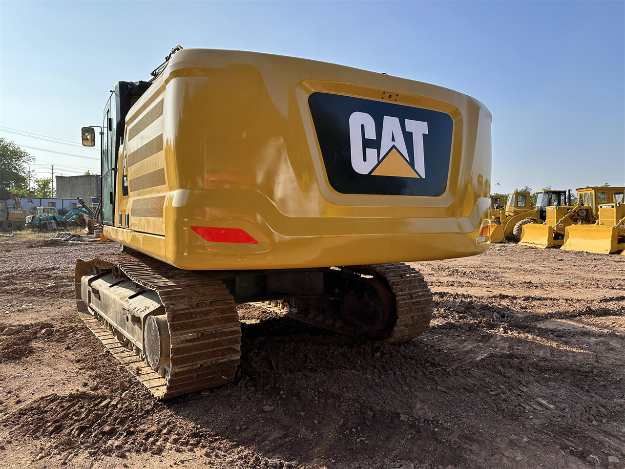 Pásové rýpadlo CAT 336GC: obrázek 6