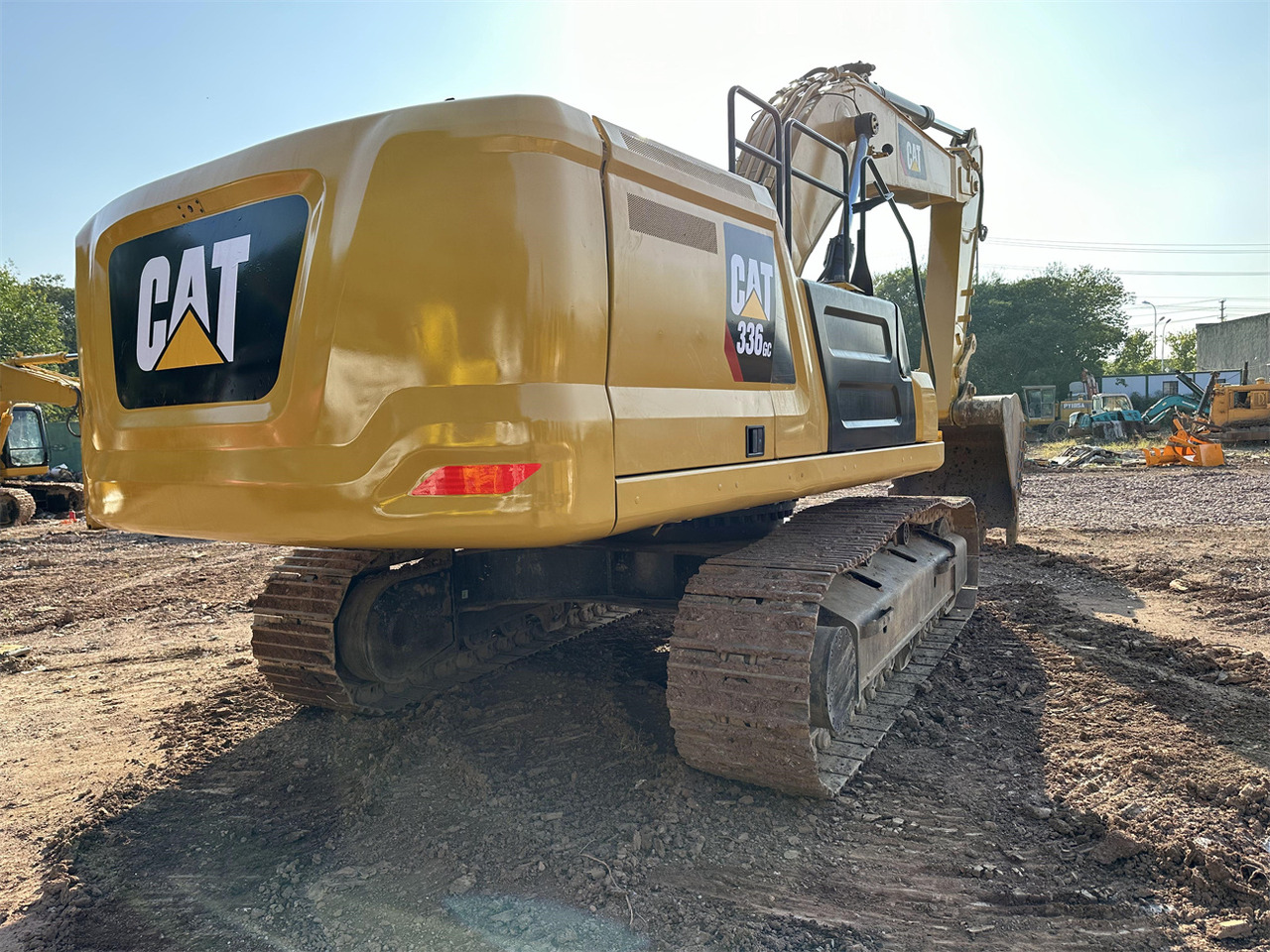Pásové rýpadlo CAT 336GC: obrázek 8