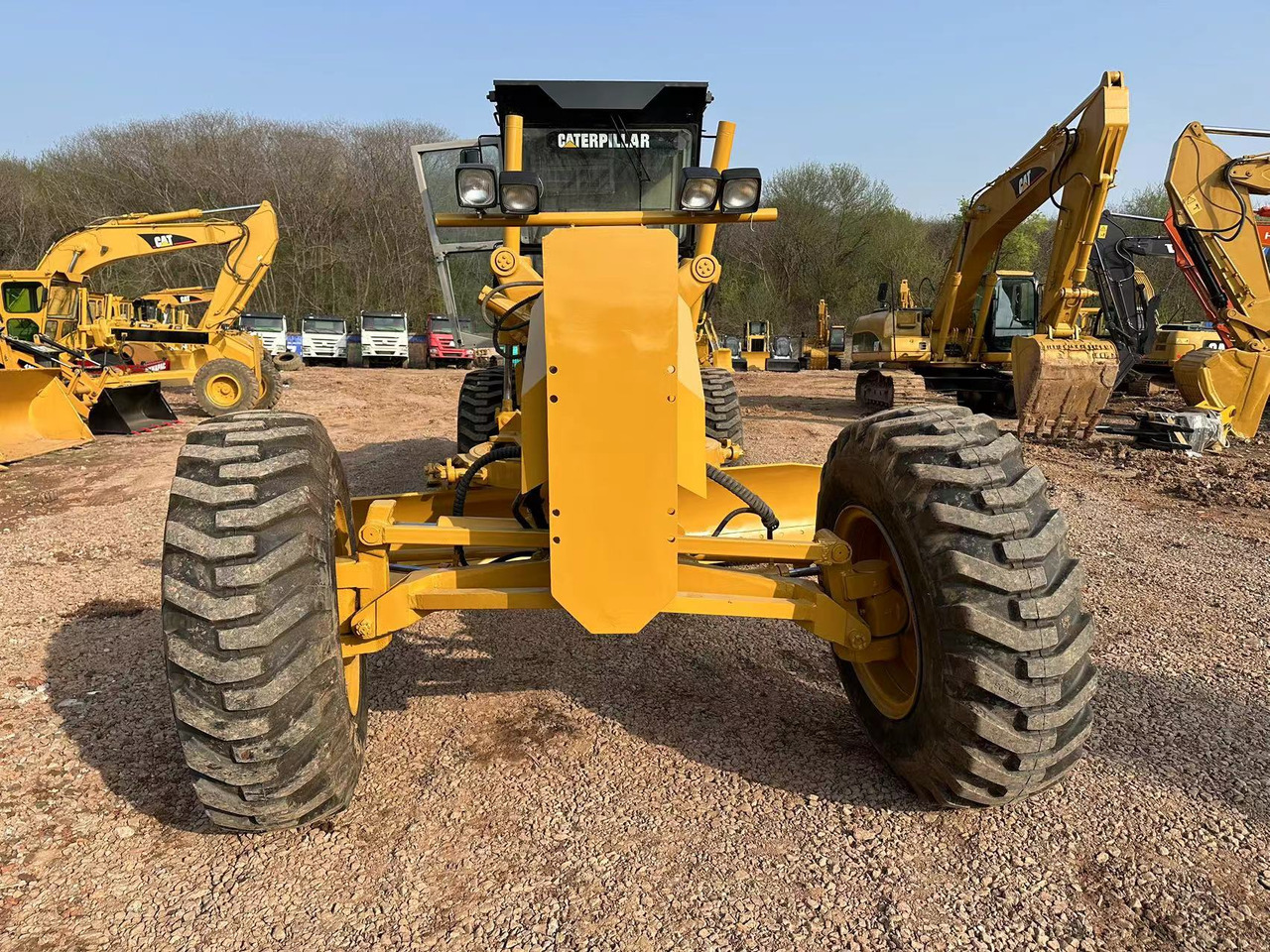 Grejdr CATERPILLAR 120H: obrázek 8