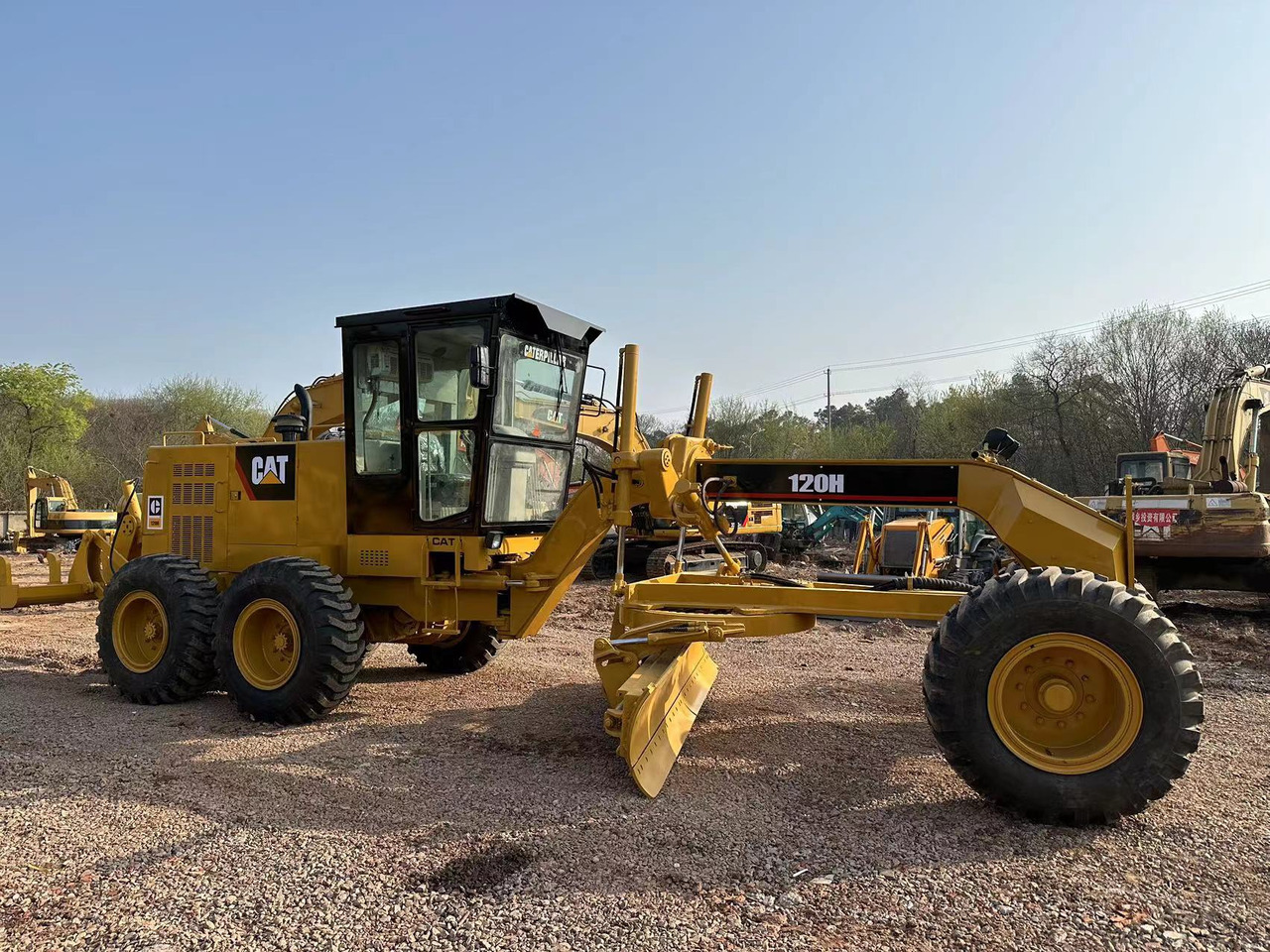 CATERPILLAR 120H - Grejdr: obrázek 2 CATERPILLAR 120H - Grejdr: obrázek 2