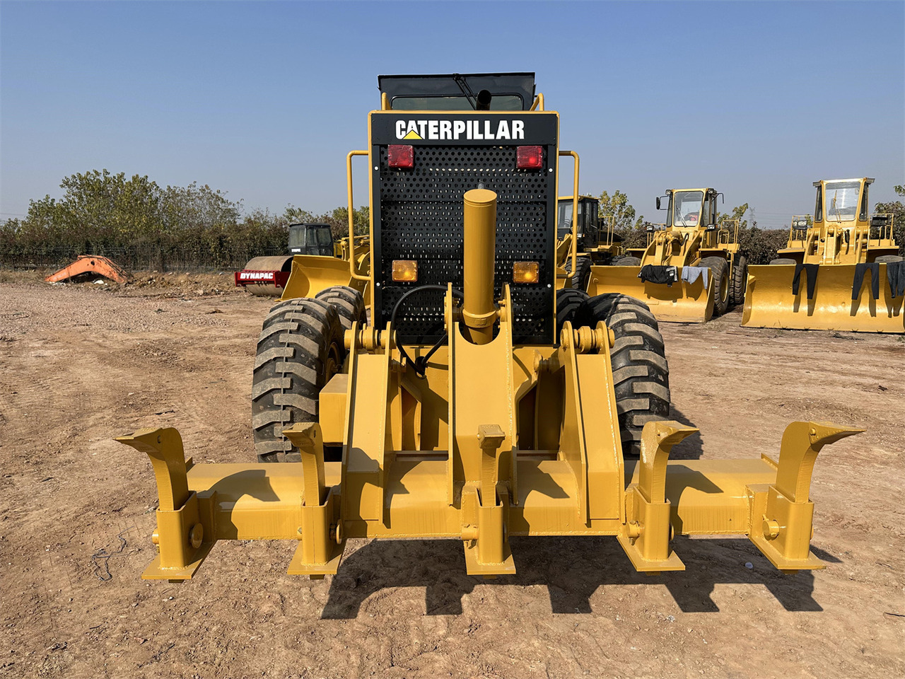 Grejdr CATERPILLAR 140H: obrázek 10