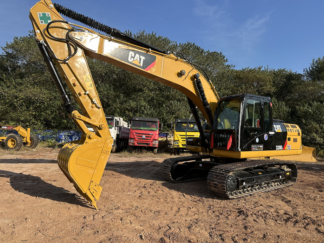 CATERPILLAR 320DL - Pásové rýpadlo: obrázek 3 CATERPILLAR 320DL - Pásové rýpadlo: obrázek 3