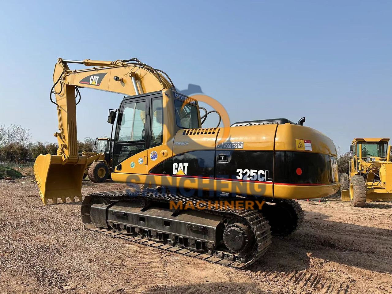CATERPILLAR 325CL - Pásové rýpadlo: obrázek 4 CATERPILLAR 325CL - Pásové rýpadlo: obrázek 4