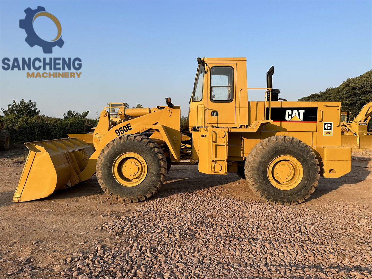 CATERPILLAR 950E - Kolový nakladač: obrázek 5 CATERPILLAR 950E - Kolový nakladač: obrázek 5