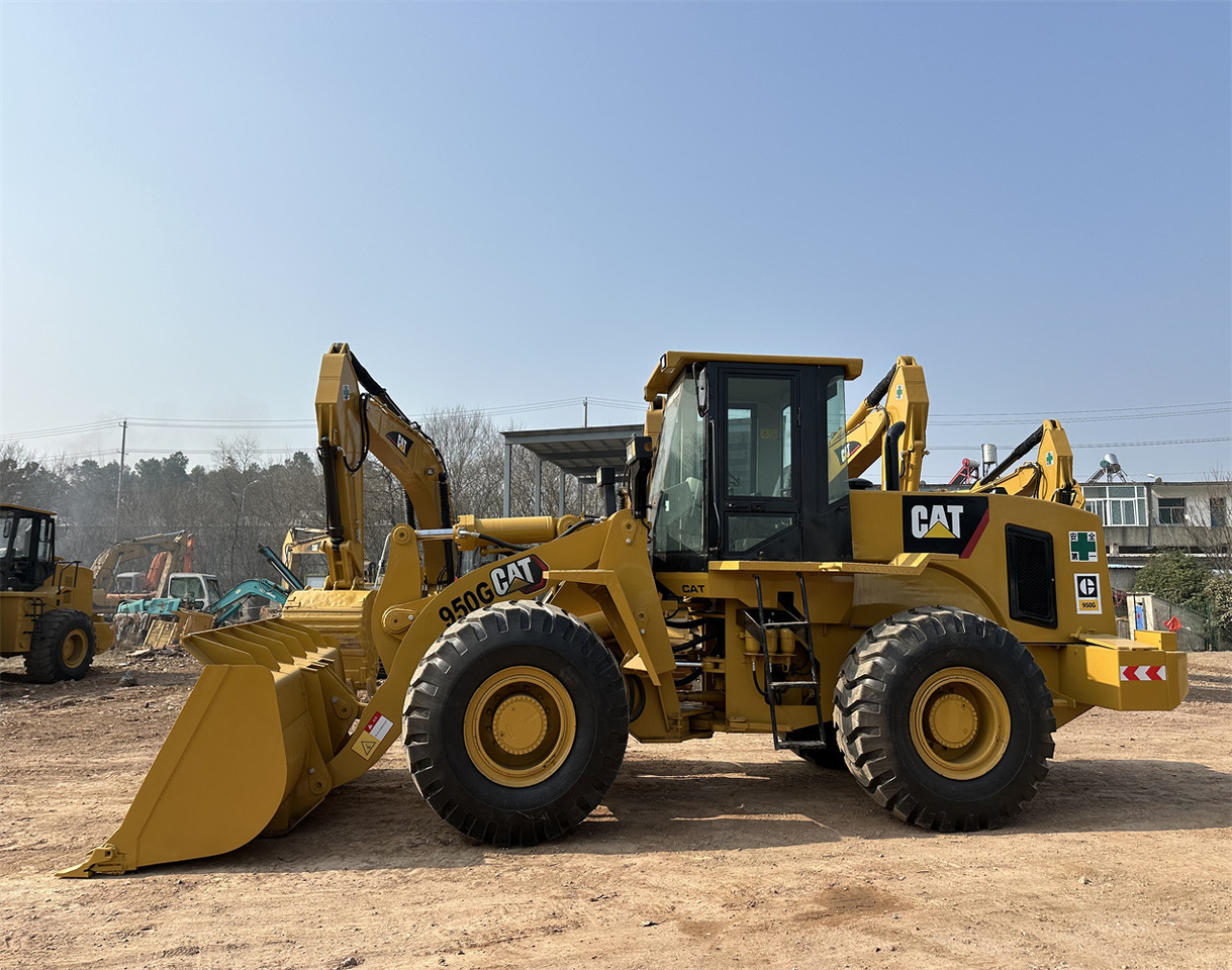 CATERPILLAR 950G - Kolový nakladač: obrázek 4 CATERPILLAR 950G - Kolový nakladač: obrázek 4