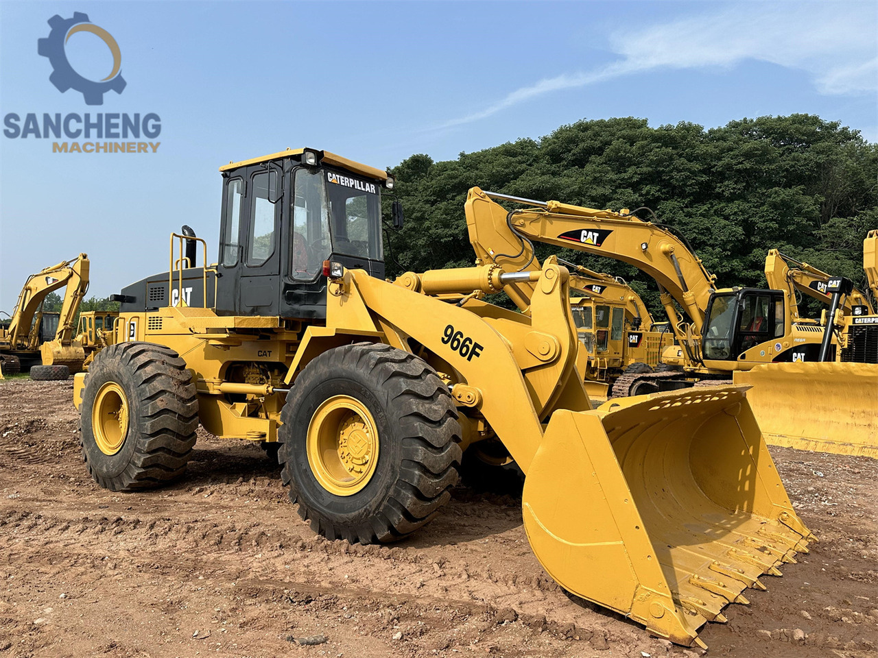 Kolový nakladač CATERPILLAR 966F: obrázek 7