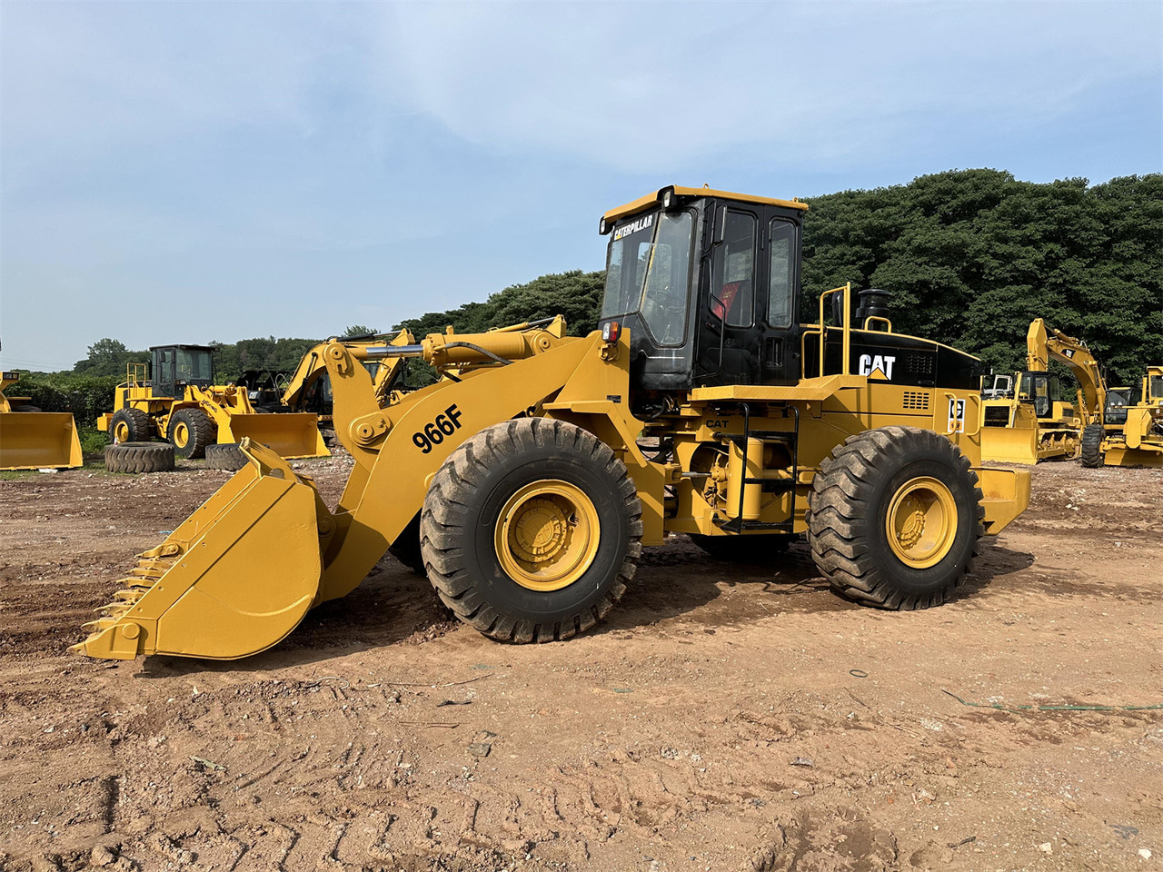 CATERPILLAR 966F - Kolový nakladač: obrázek 5 CATERPILLAR 966F - Kolový nakladač: obrázek 5