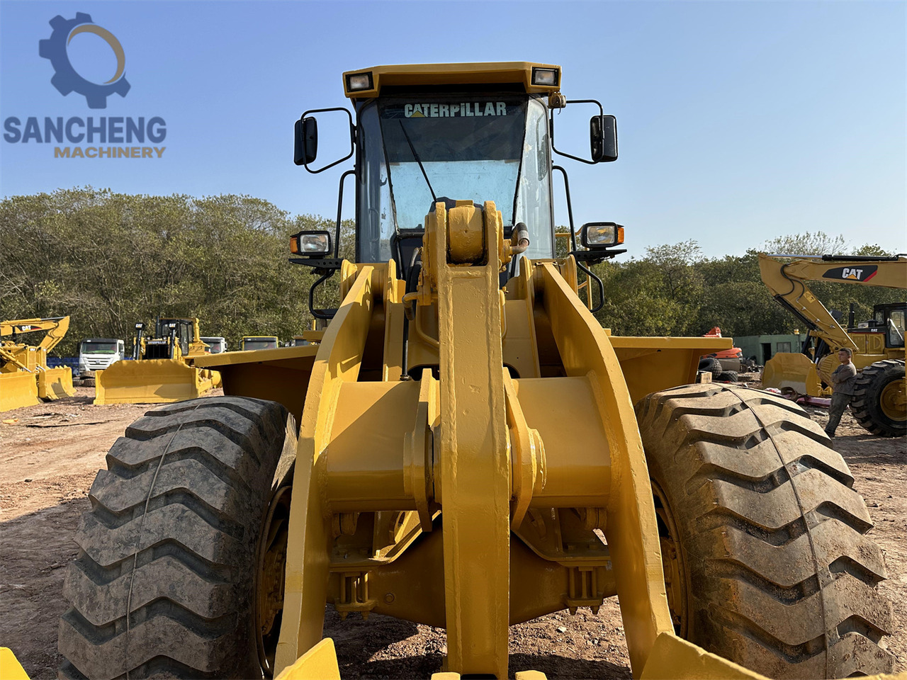 Kolový nakladač CATERPILLAR 966G: obrázek 12