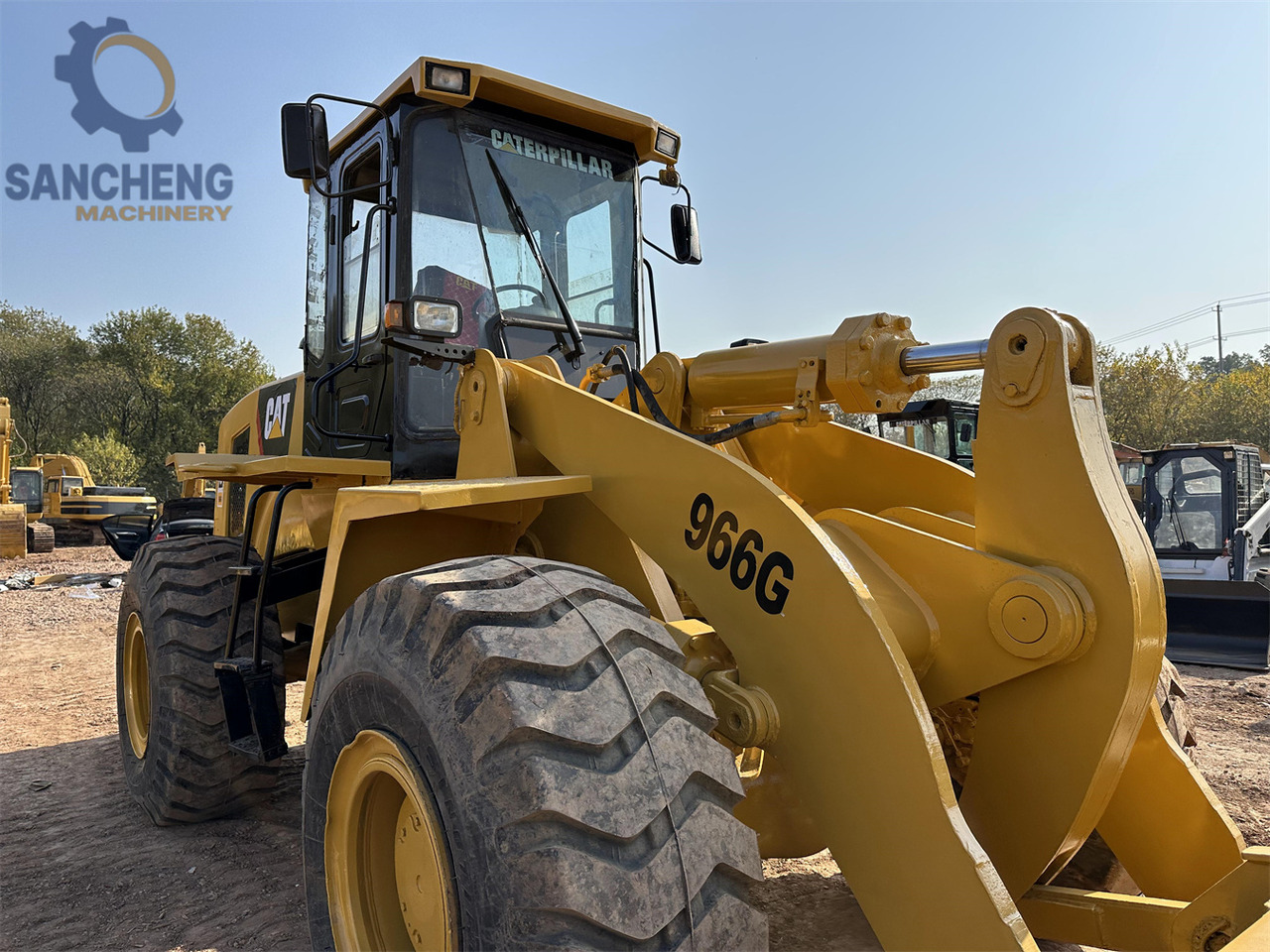 Kolový nakladač CATERPILLAR 966G: obrázek 11