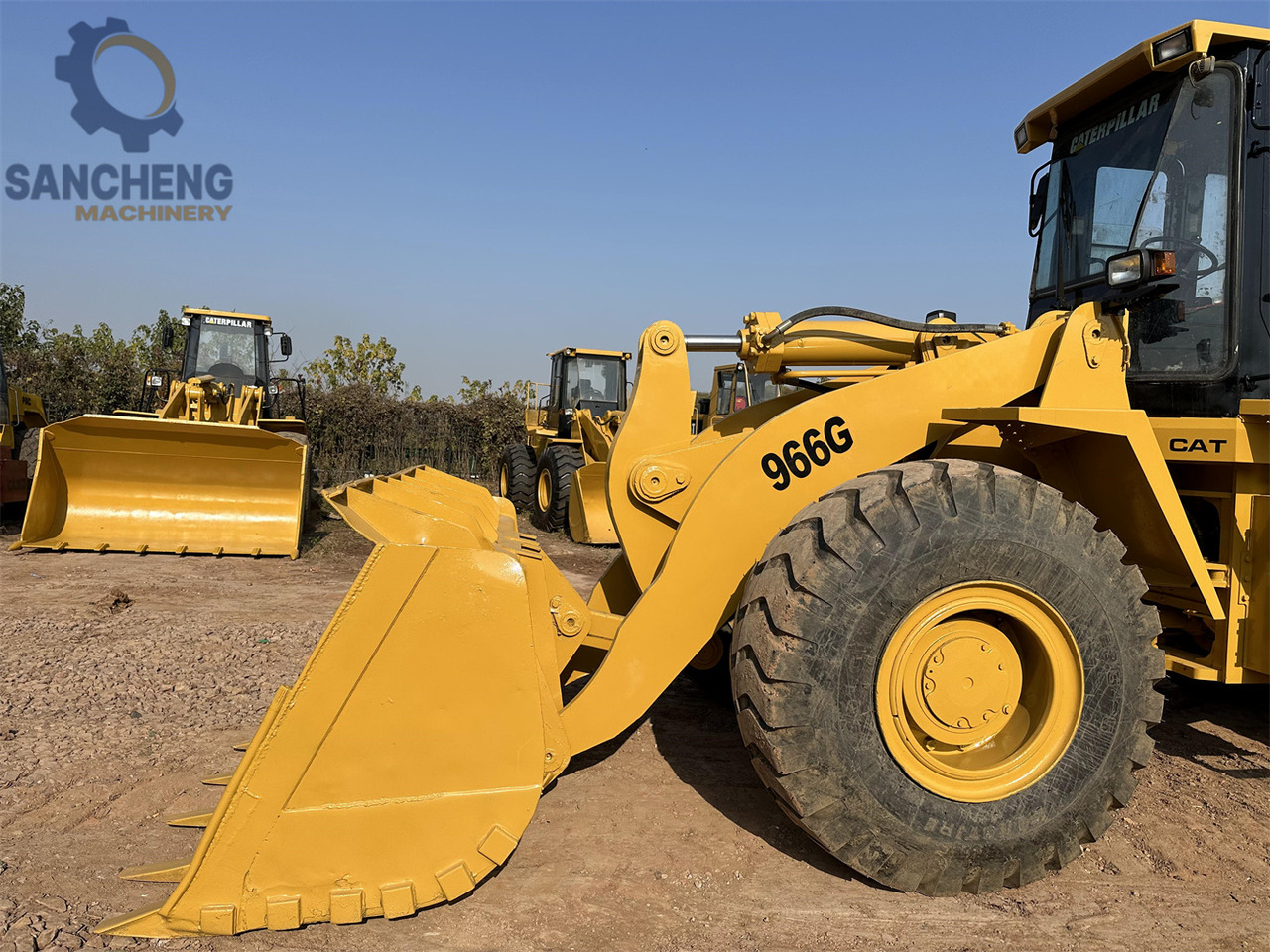 Kolový nakladač CATERPILLAR 966G: obrázek 16