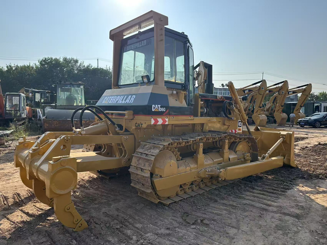 CATERPILLAR D6G - Buldozer: obrázek 5 CATERPILLAR D6G - Buldozer: obrázek 5