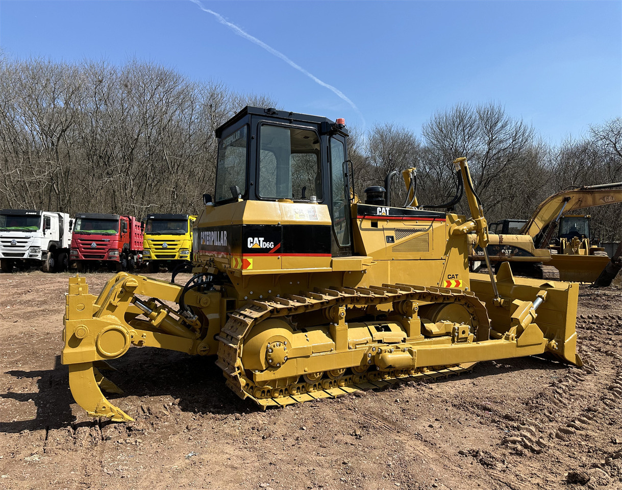 CATERPILLAR D6G - Rýpadlo: obrázek 2 CATERPILLAR D6G - Rýpadlo: obrázek 2