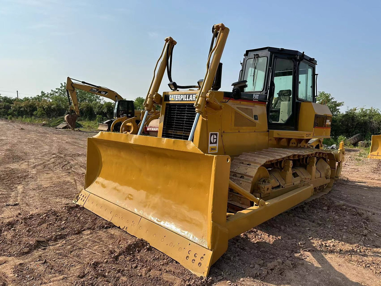 CATERPILLAR D6G Crawler Bulldozer - Buldozer: obrázek 4 CATERPILLAR D6G Crawler Bulldozer - Buldozer: obrázek 4