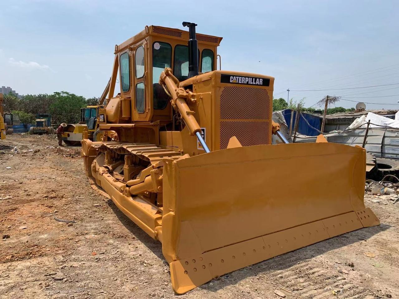 CATERPILLAR D7G - Buldozer: obrázek 1 CATERPILLAR D7G - Buldozer: obrázek 1