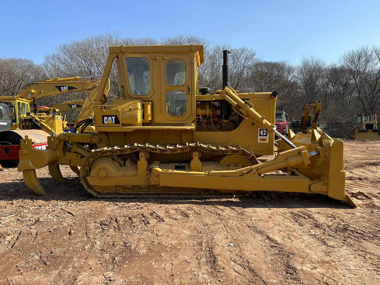 CATERPILLAR D8K - Buldozer: obrázek 4 CATERPILLAR D8K - Buldozer: obrázek 4