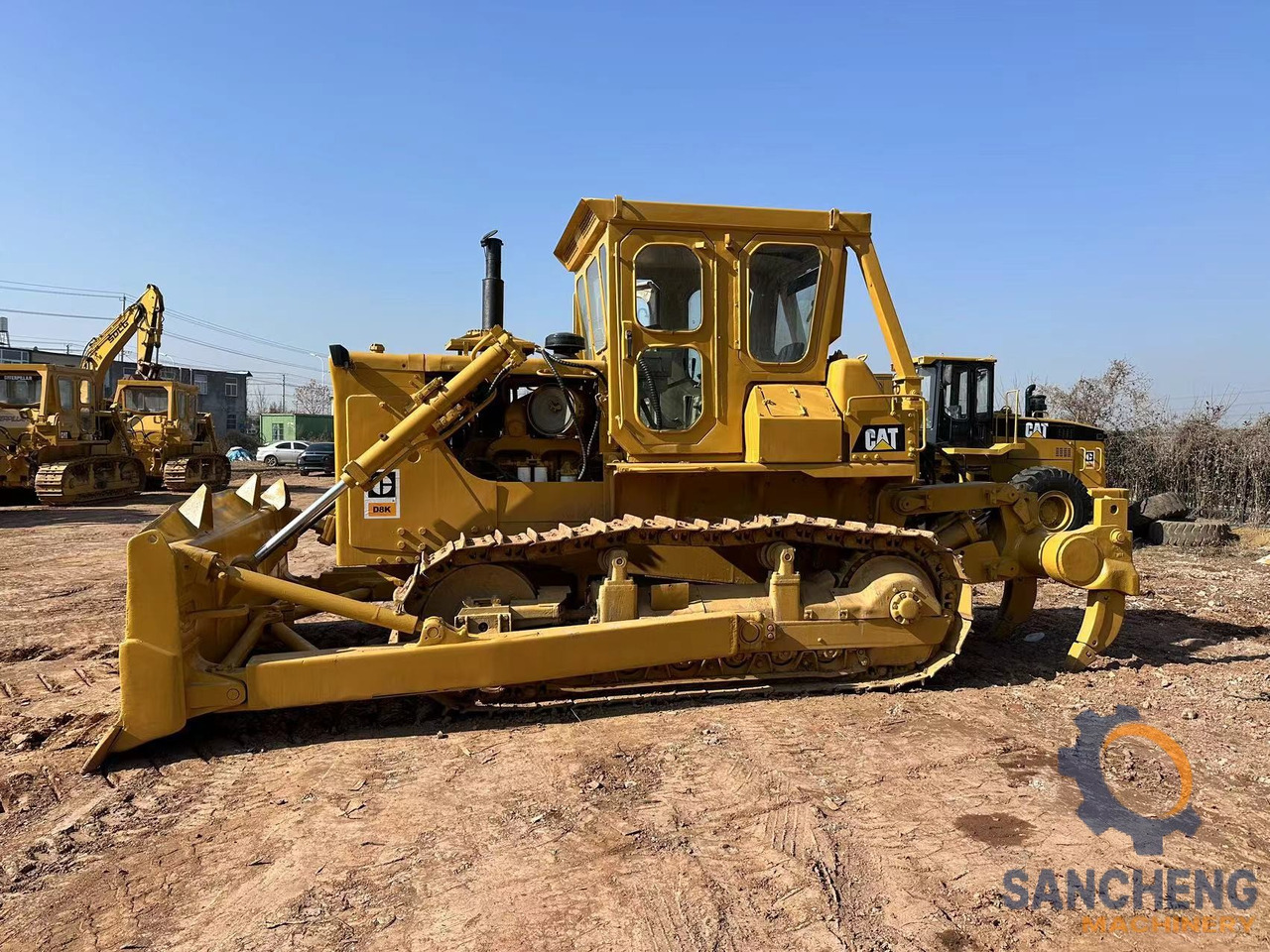 CATERPILLAR D8K - Buldozer: obrázek 3 CATERPILLAR D8K - Buldozer: obrázek 3