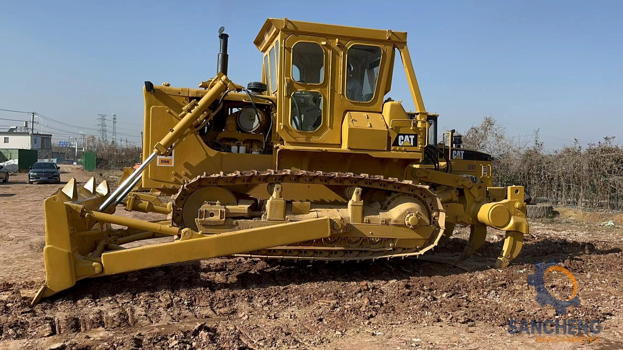 CATERPILLAR D8K - Buldozer: obrázek 2 CATERPILLAR D8K - Buldozer: obrázek 2