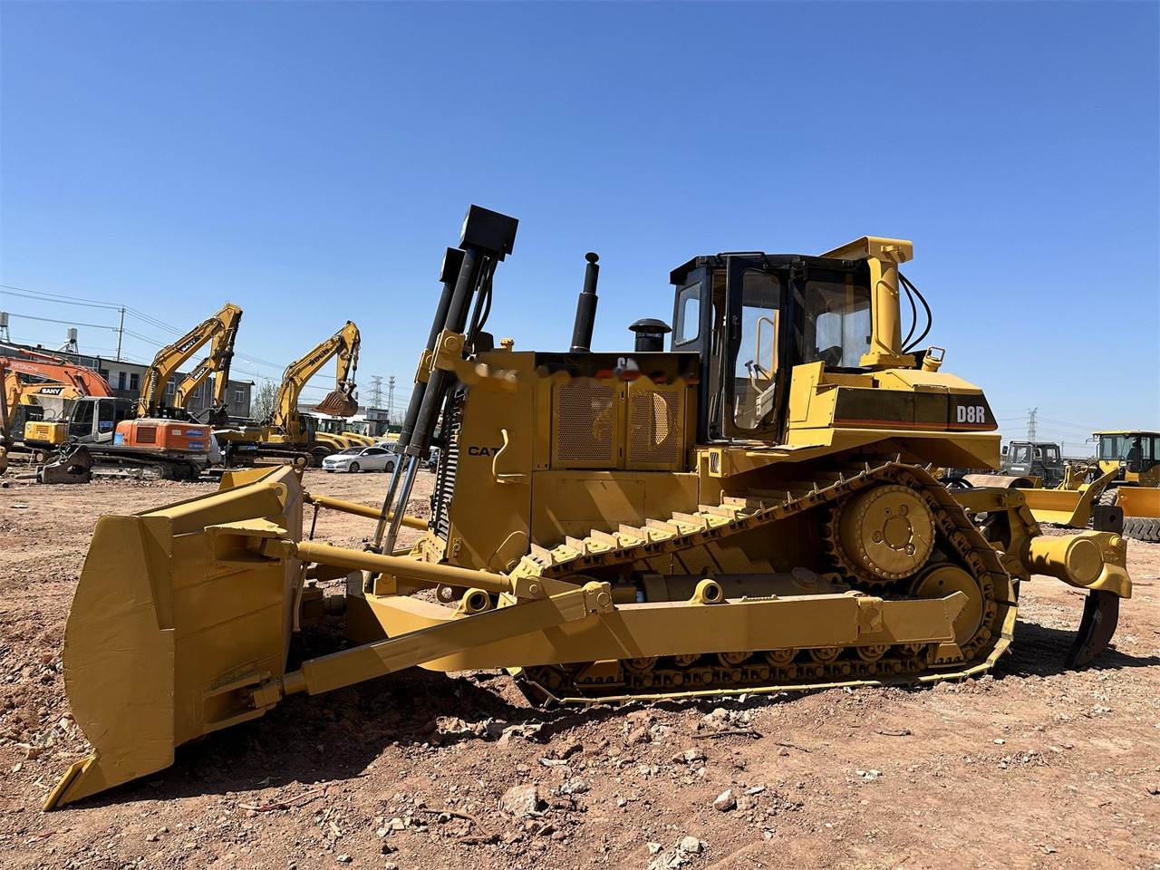 CATERPILLAR D8R - Buldozer: obrázek 5 CATERPILLAR D8R - Buldozer: obrázek 5