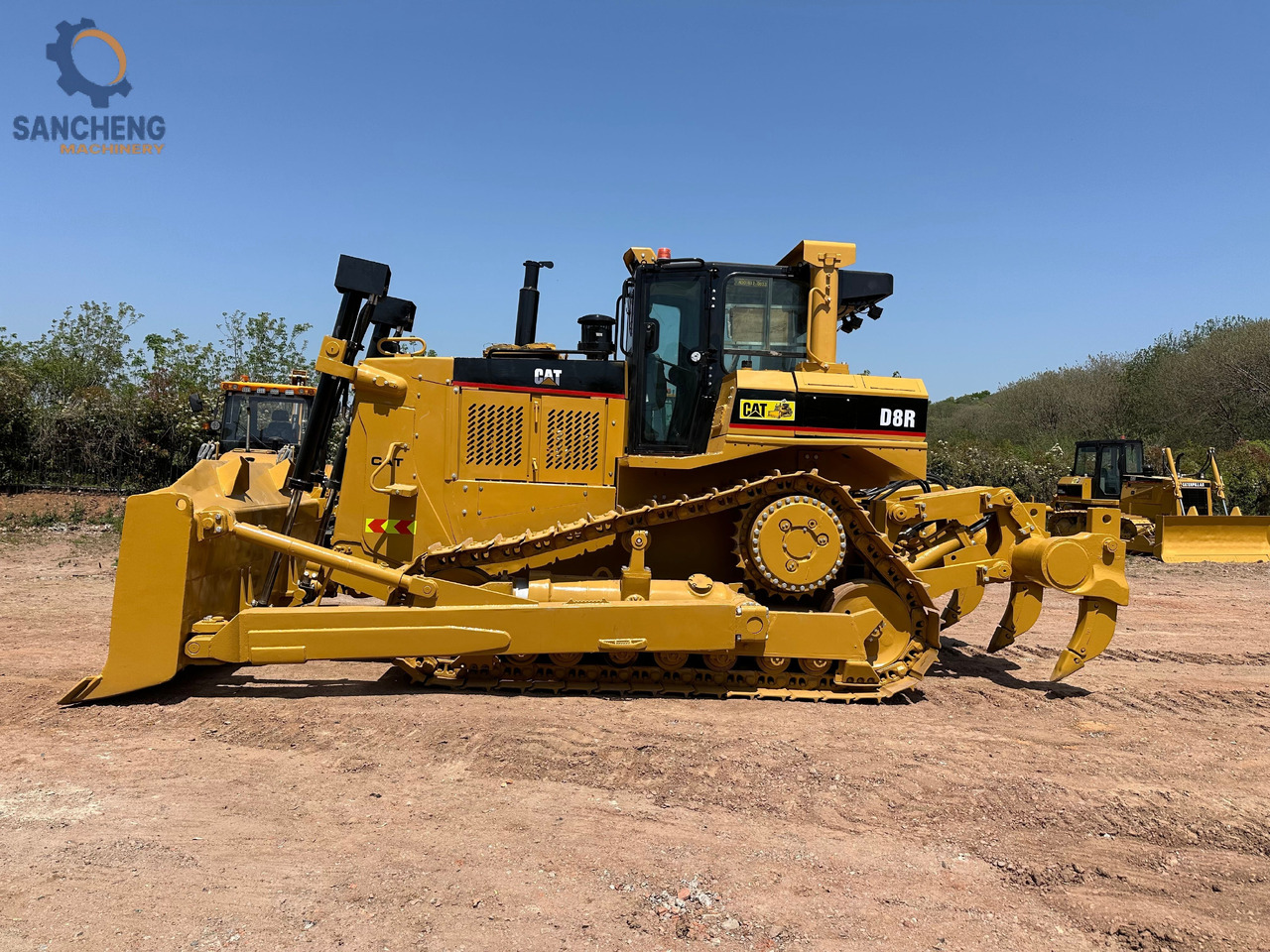 CATERPILLAR D8R - Buldozer: obrázek 3 CATERPILLAR D8R - Buldozer: obrázek 3