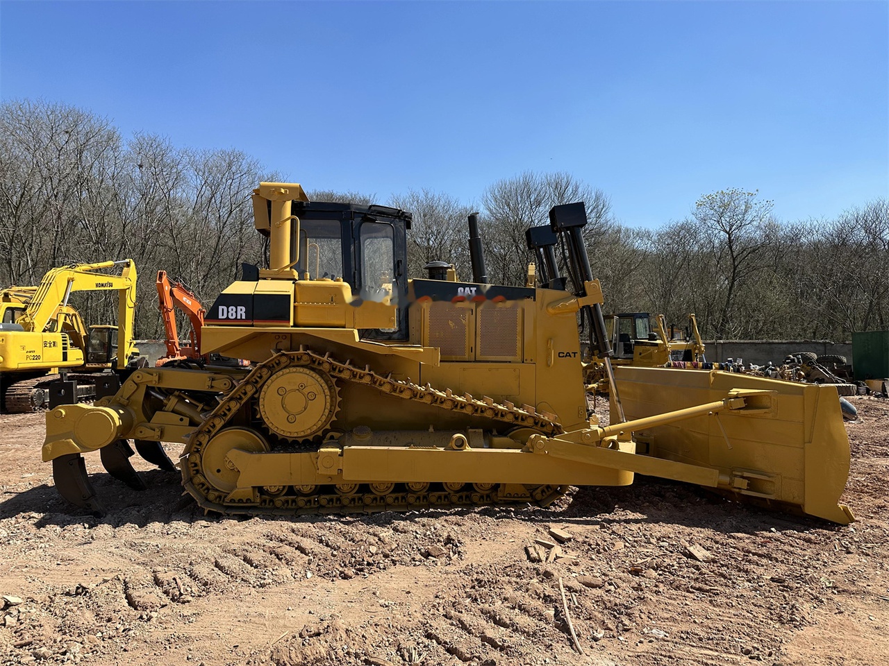CATERPILLAR D8R - Buldozer: obrázek 2 CATERPILLAR D8R - Buldozer: obrázek 2