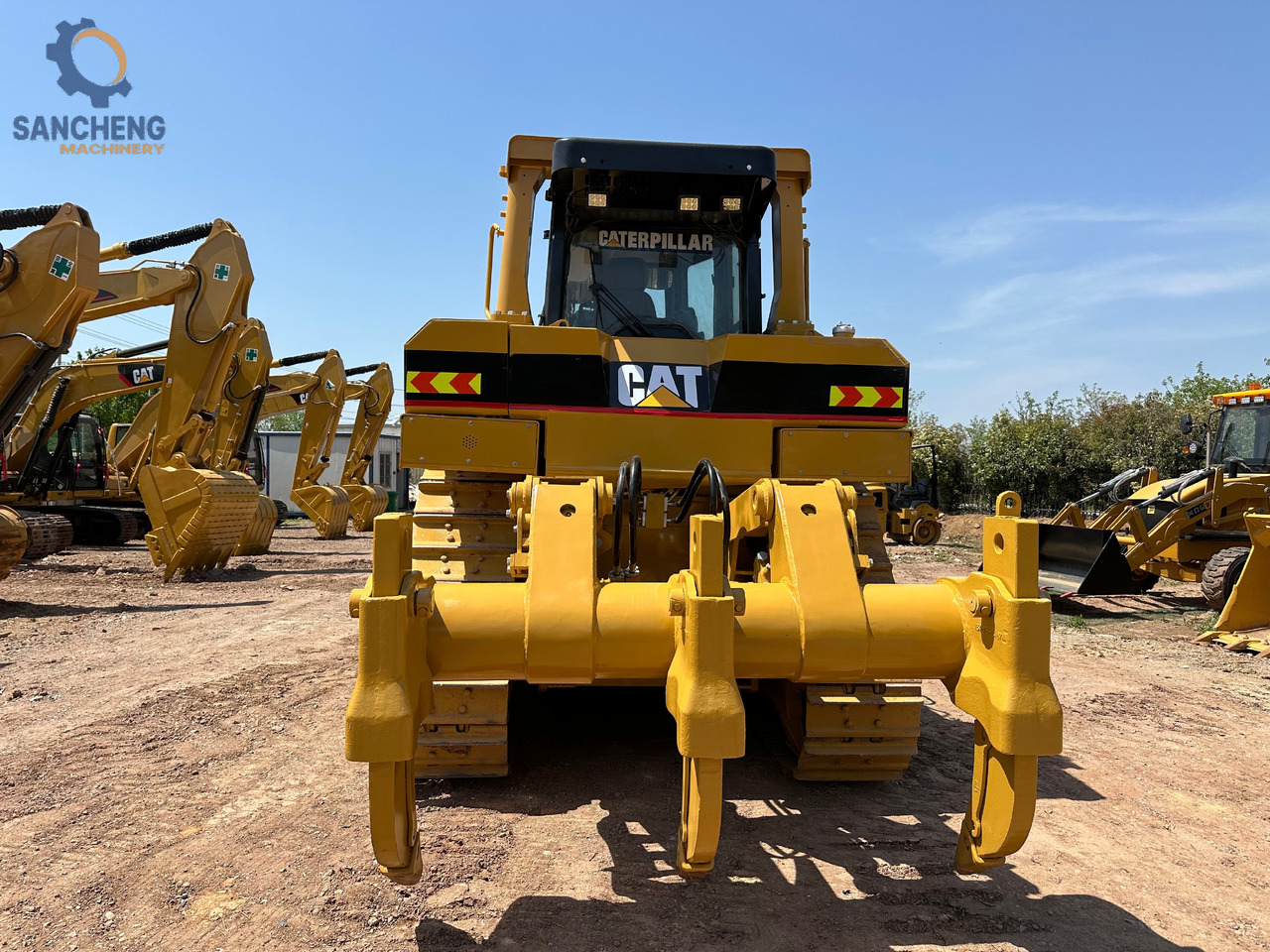 CATERPILLAR D8R - Buldozer: obrázek 4 CATERPILLAR D8R - Buldozer: obrázek 4