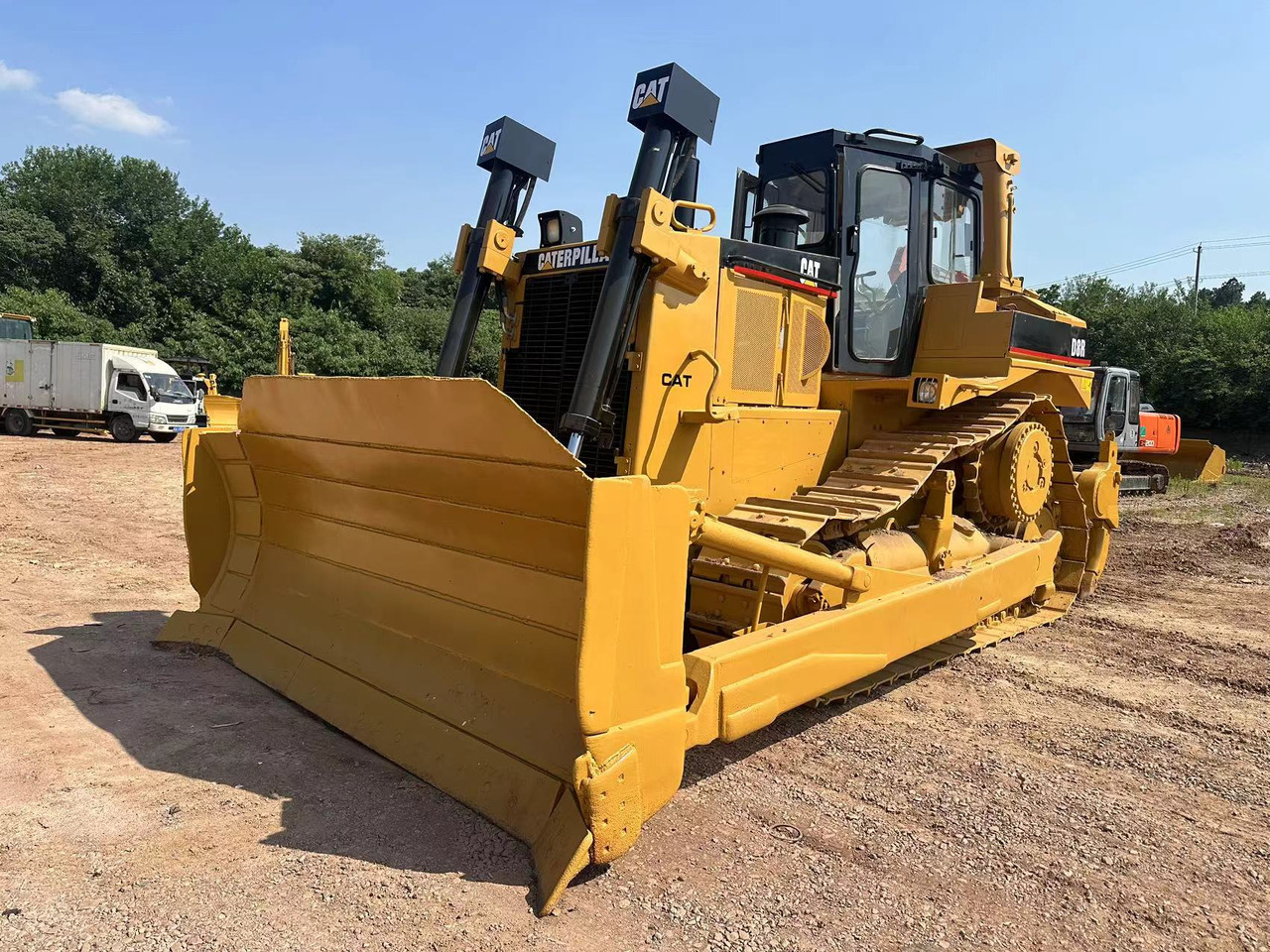 Buldozer CATERPILLAR D8R Crawler Dozer: obrázek 1