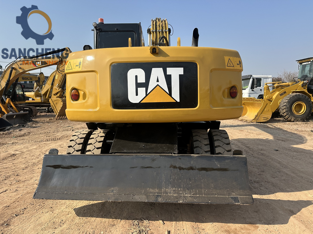 CATERPILLAR M320D2 - Kolesové rýpadlo: obrázek 3 CATERPILLAR M320D2 - Kolesové rýpadlo: obrázek 3