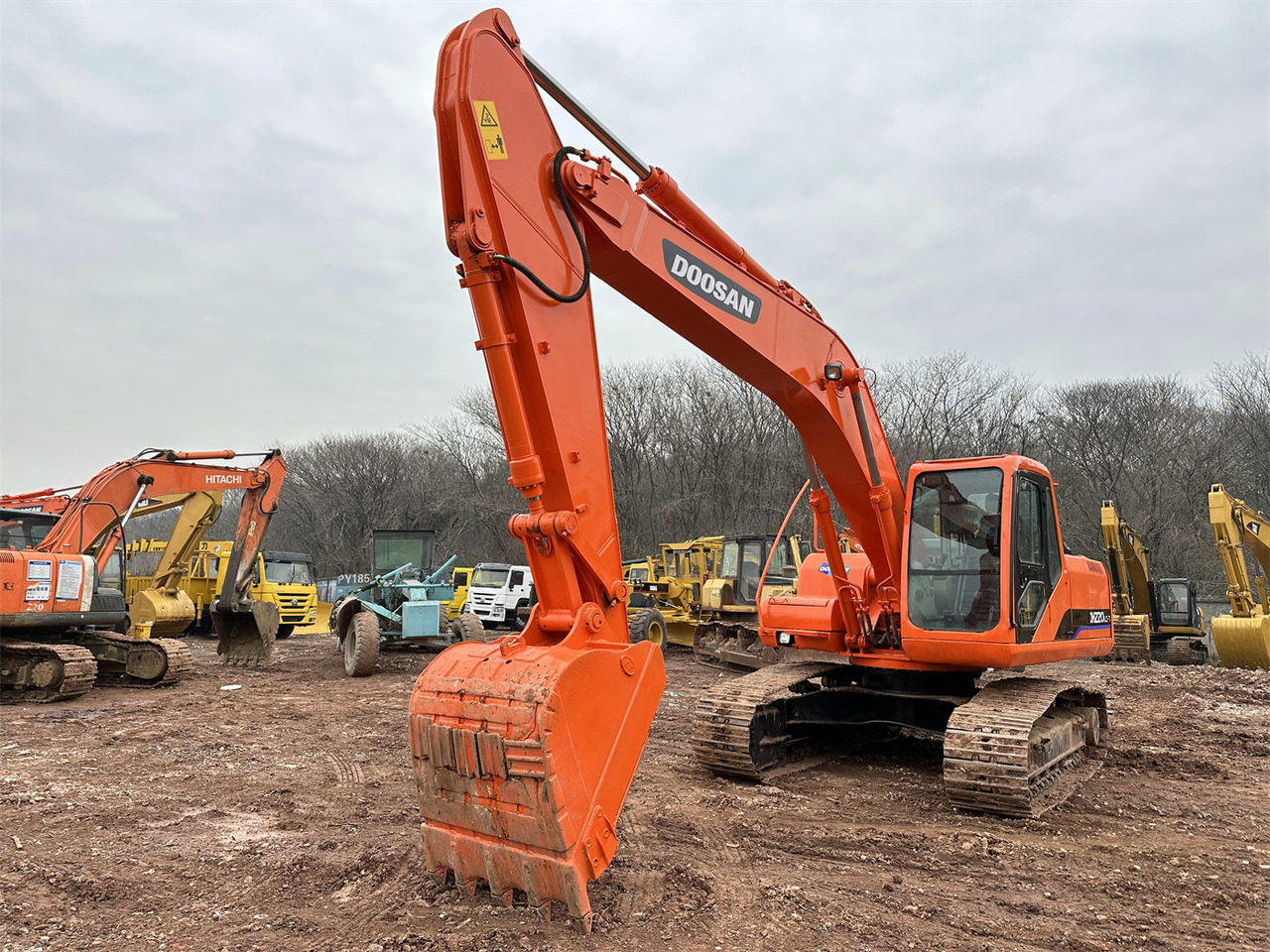 Pásové rýpadlo DOOSAN DH220: obrázek 8