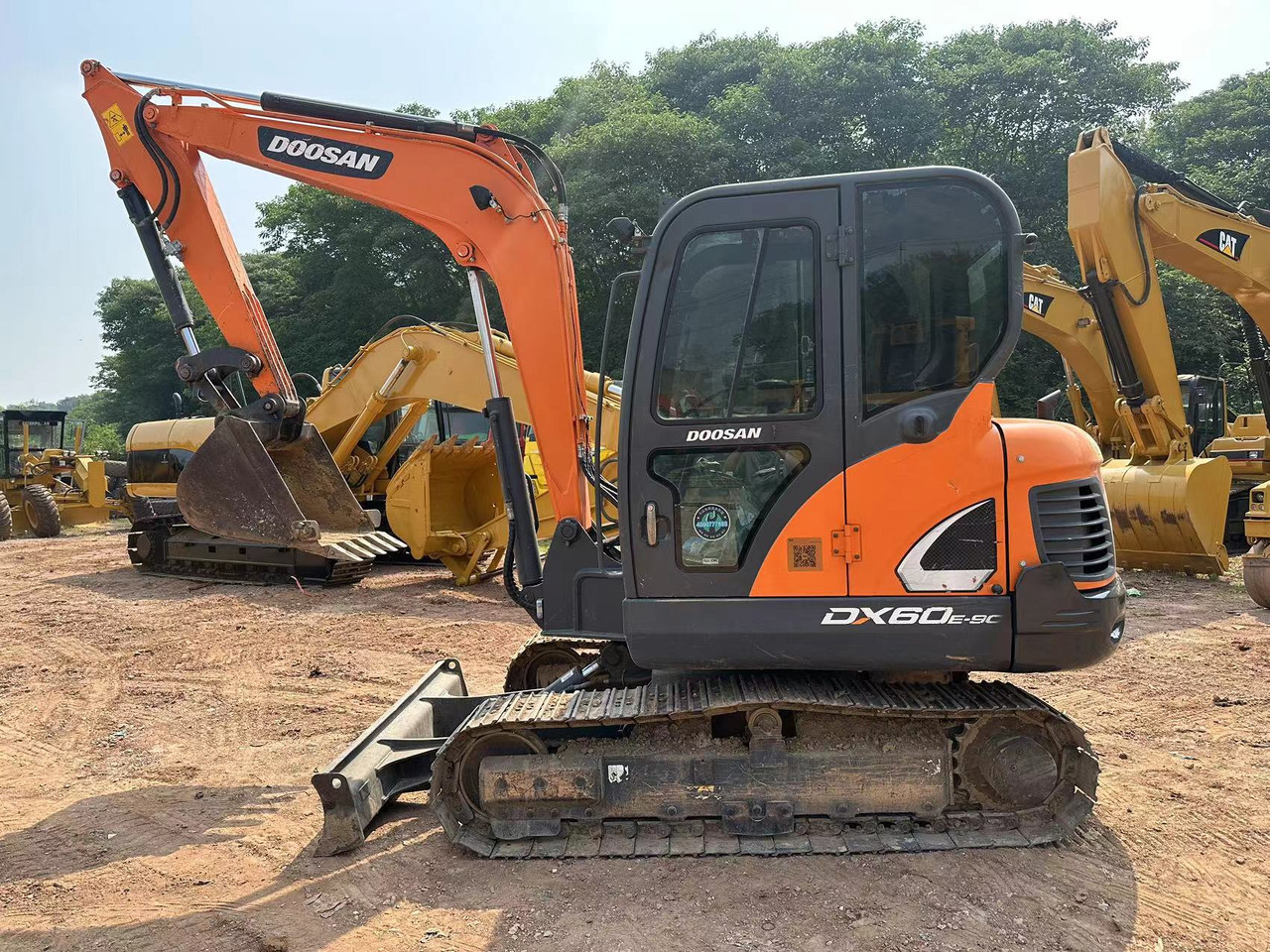 Mini rýpadlo DOOSAN DX60: obrázek 14
