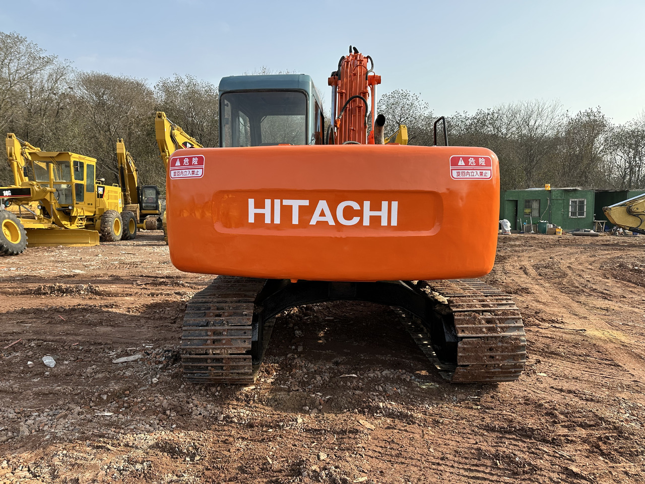 HITACHI EX120-3 - Pásové rýpadlo: obrázek 4 HITACHI EX120-3 - Pásové rýpadlo: obrázek 4