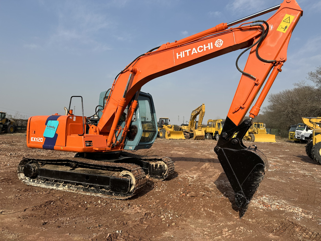 HITACHI EX120 - Rýpadlo: obrázek 4 HITACHI EX120 - Rýpadlo: obrázek 4