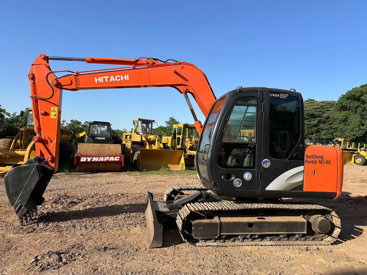 HITACHI ZAXIS ZX70 - Mini rýpadlo: obrázek 2 HITACHI ZAXIS ZX70 - Mini rýpadlo: obrázek 2