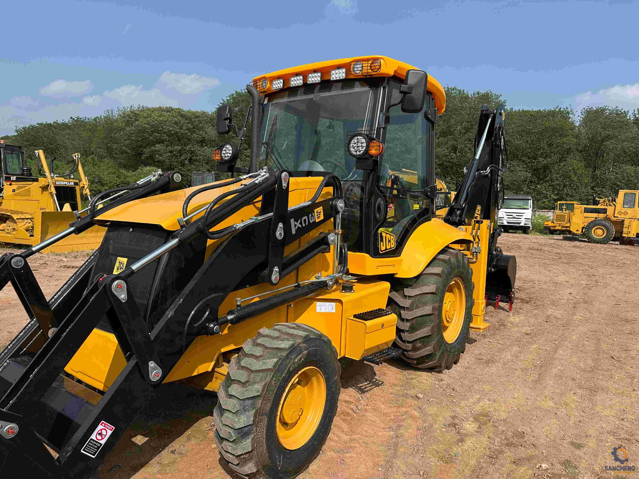 JCB 3CX - Rýpadlo-nakladač: obrázek 4 JCB 3CX - Rýpadlo-nakladač: obrázek 4