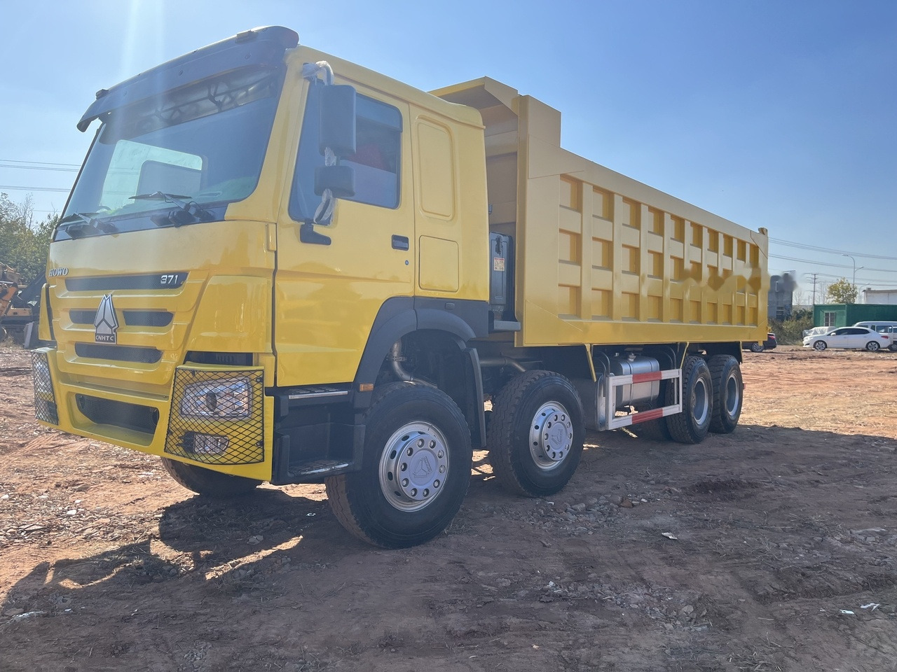 SINOTRUK HOWO 371 Dump Truck 8x4 - Sklápěč: obrázek 5 SINOTRUK HOWO 371 Dump Truck 8x4 - Sklápěč: obrázek 5