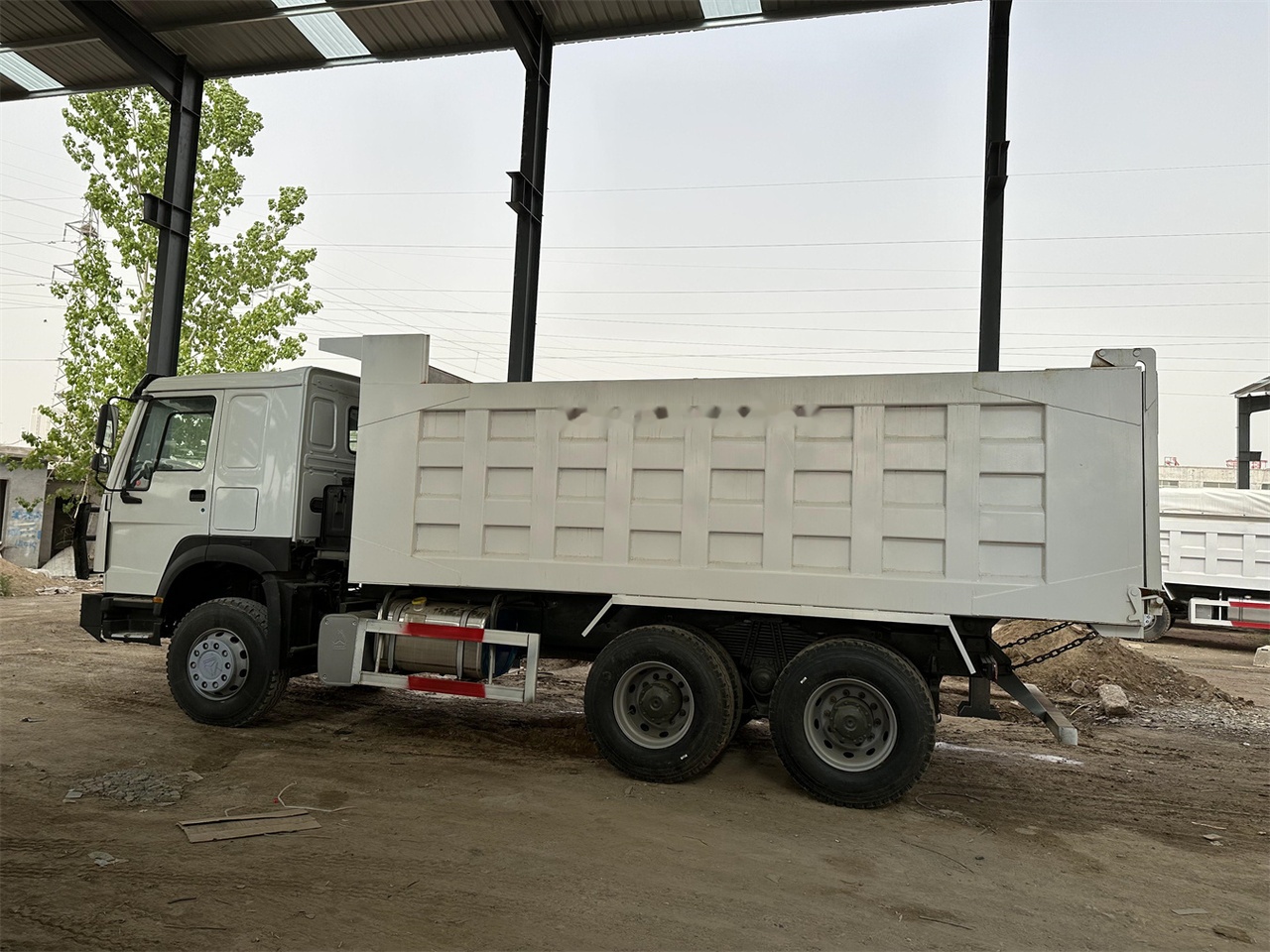 Sklápěč pro dopravu silážu SINOTRUK HOWO 371 Dump Truck: obrázek 9