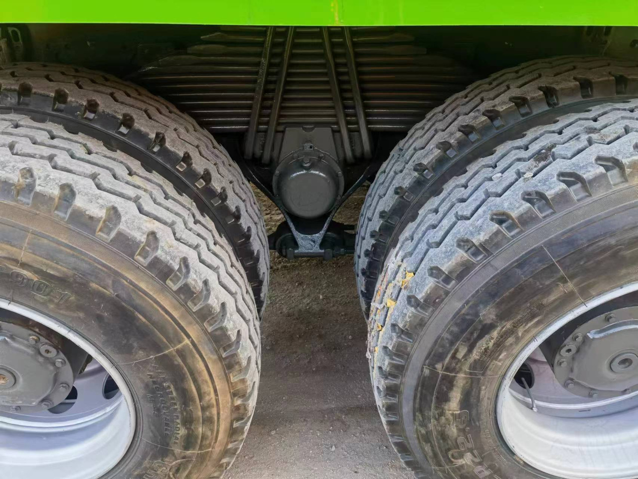 SINOTRUK HOWO 375 - Sklápěč: obrázek 4 SINOTRUK HOWO 375 - Sklápěč: obrázek 4